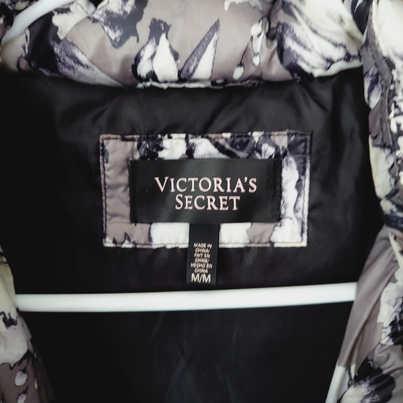 Victoria's Secret Double Breasted Puffer Coat Jacket Hooded Floral Medium - Picture 2 of 7